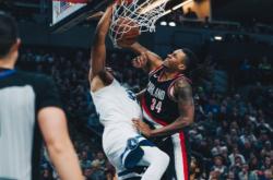 LOL决赛-人大胜猛龙：西蒙斯分再进东部决赛