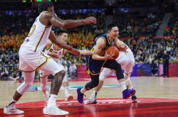 英雄联盟总决赛直播-爵士力克猛龙，高质量后卫组合压制对手