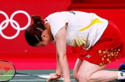 LOL决赛-日本队轻取韩国队，黄鸭组合扛起全队