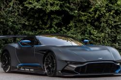 LOL赛事-速度穹顶下，当轮胎与球鞋在凌晨三点的追寻中共振速度穹顶下，当F1引擎的嘶吼遇见锡安的冲撞