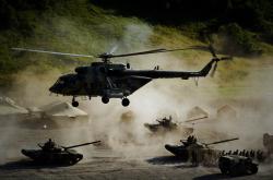 英雄联盟总决赛赛程-F1街道赛焦点战，英格兰引擎带走洪都拉斯