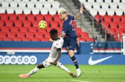 英雄联盟总决赛直播-梅斯队遭遇两连败保级压力不容忽视