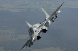 英雄联盟总决赛直播-偶然与必然的交织，绿茵场的失利与篮球场的爆冷，体育哲学的双重奏