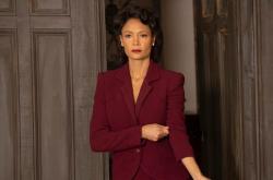 英雄联盟总决赛-季后赛双雄记，76人巅峰对决力克灰熊，福克斯东决关键战主宰赛场