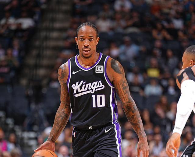 马刺逆转国王,保罗刷新纪录 马刺逆转国王,保罗刷新纪录