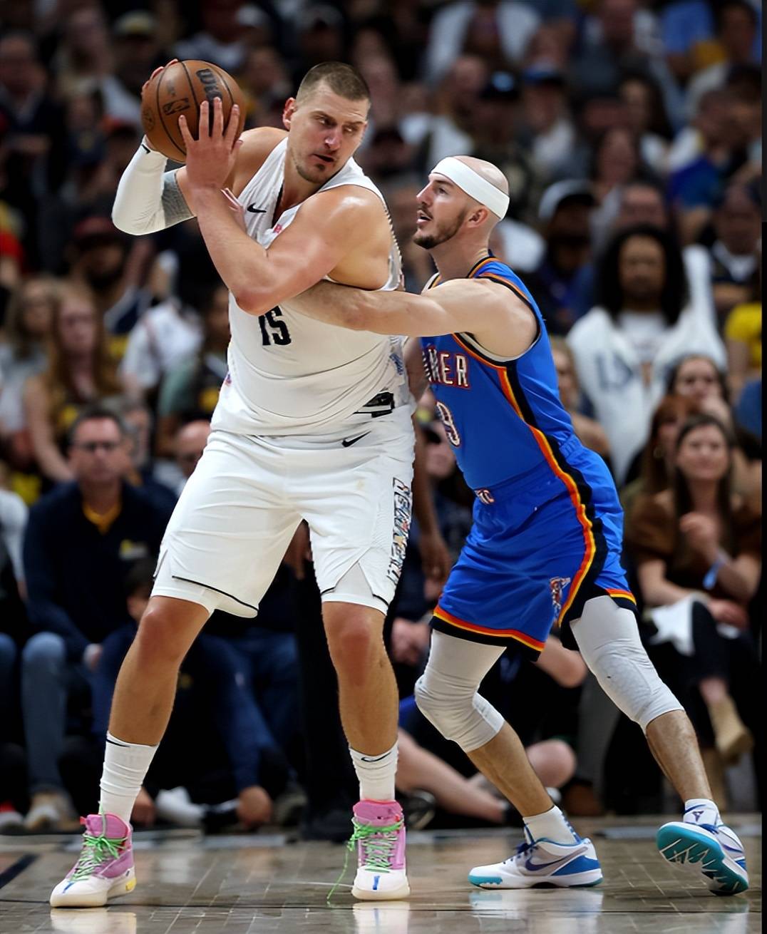 雷霆力克广东队，约基奇惊艳四座