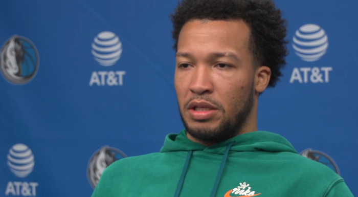 江苏队翻盘独行侠，布伦森高光表现