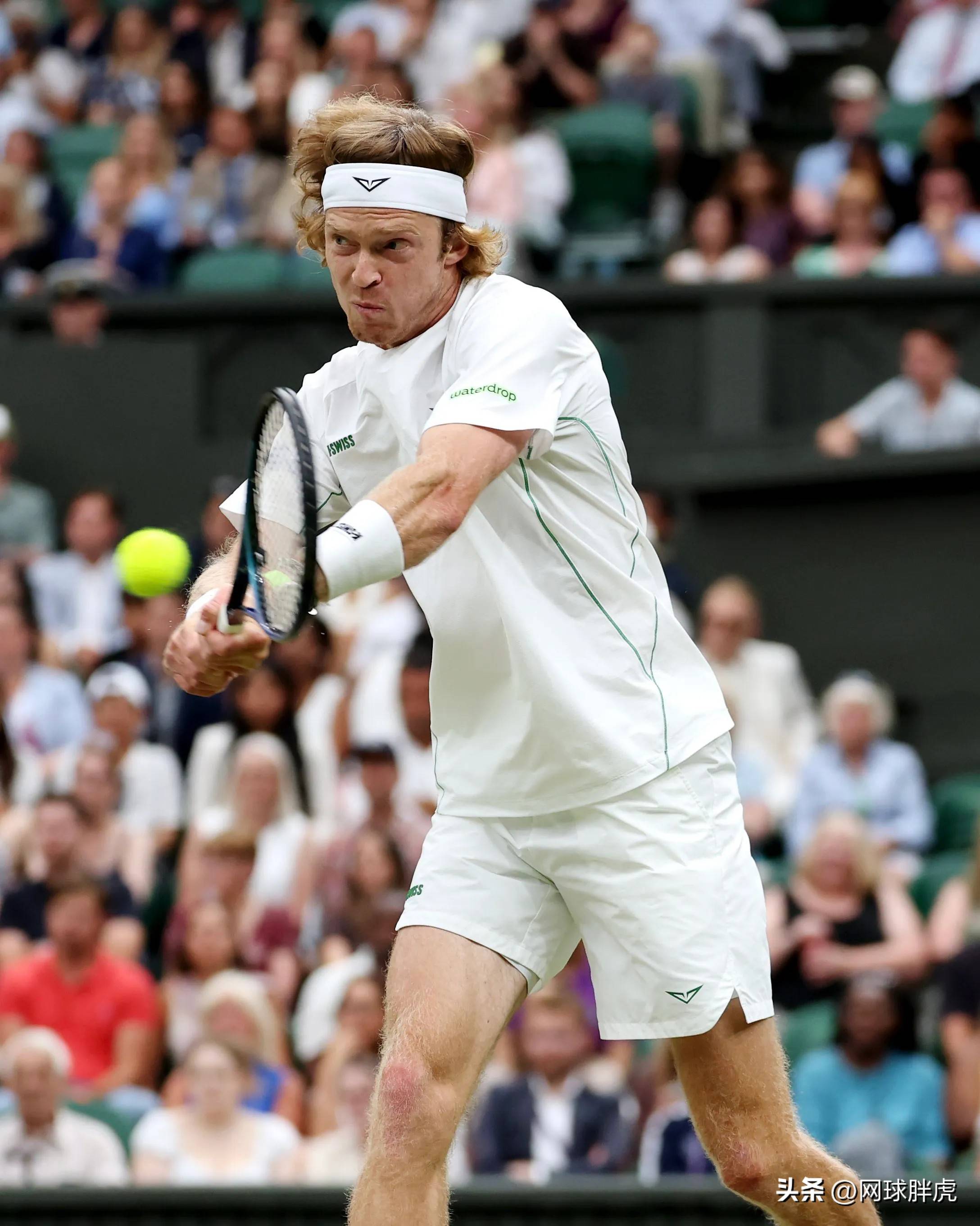 拉沃尔杯轻取温网，阿尔卡拉斯关键制胜