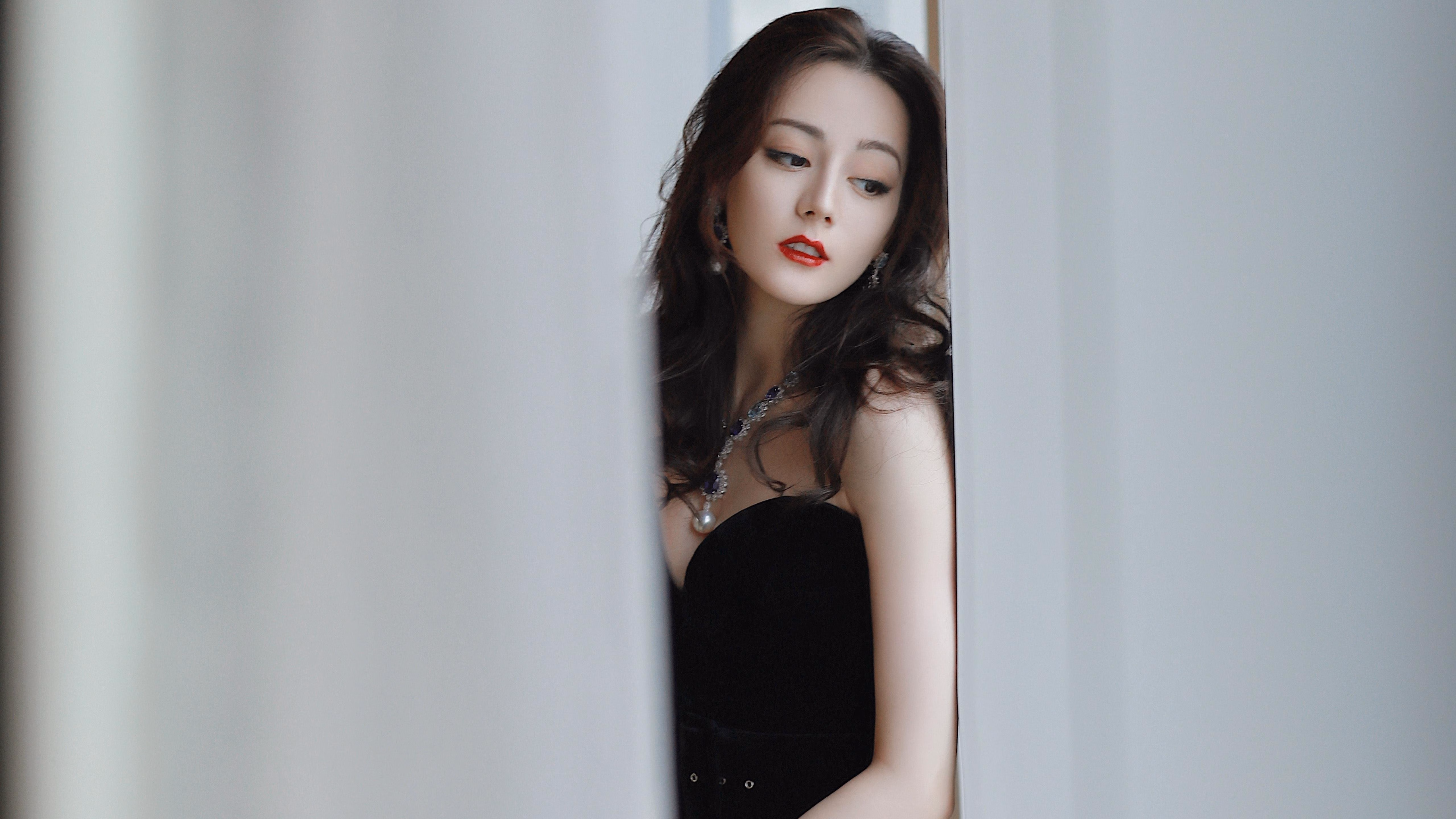 以爱德华兹为引擎，马刺团队风暴完胜勇士，篮球哲学的降维打击