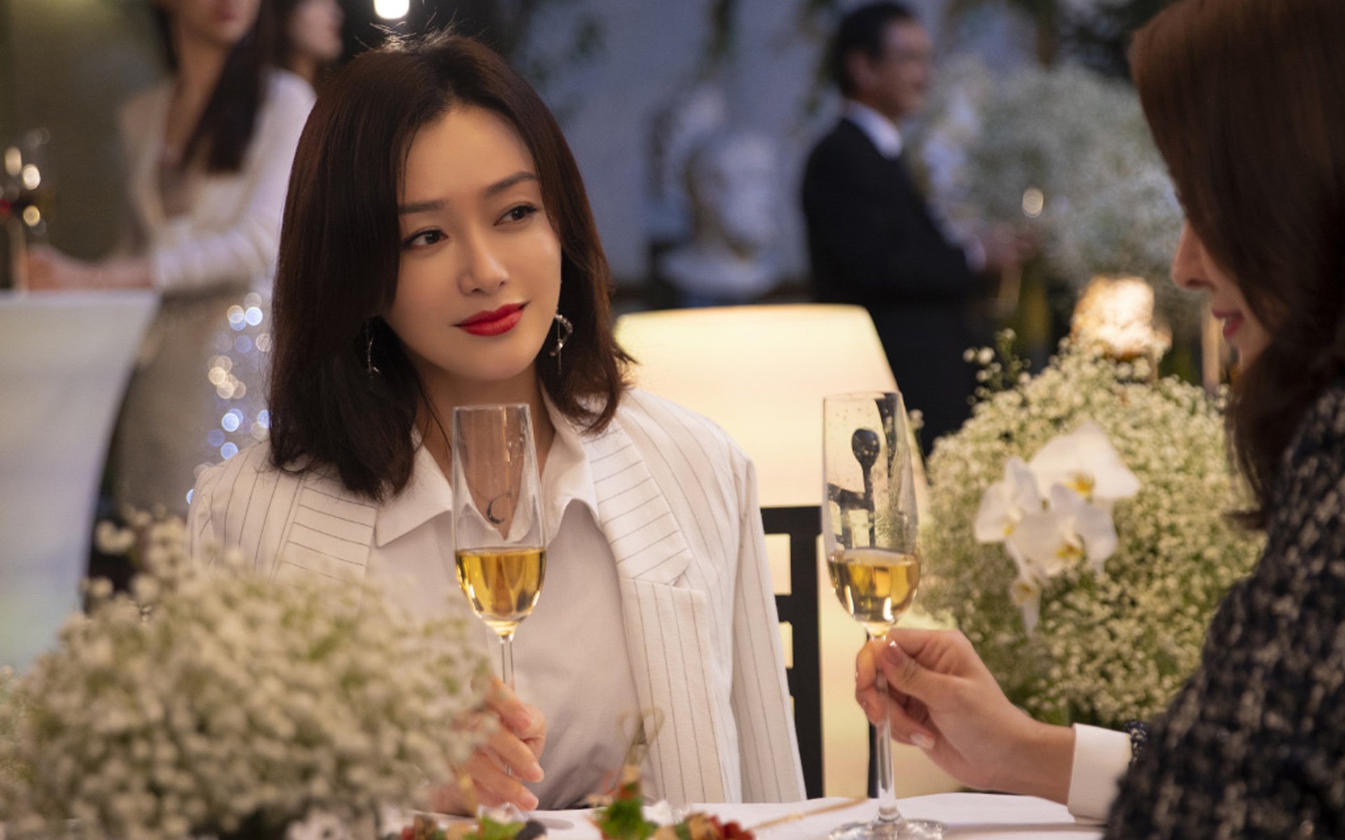 闪电击碎悬念,伊萨克三分钟两球为欧冠决赛定调