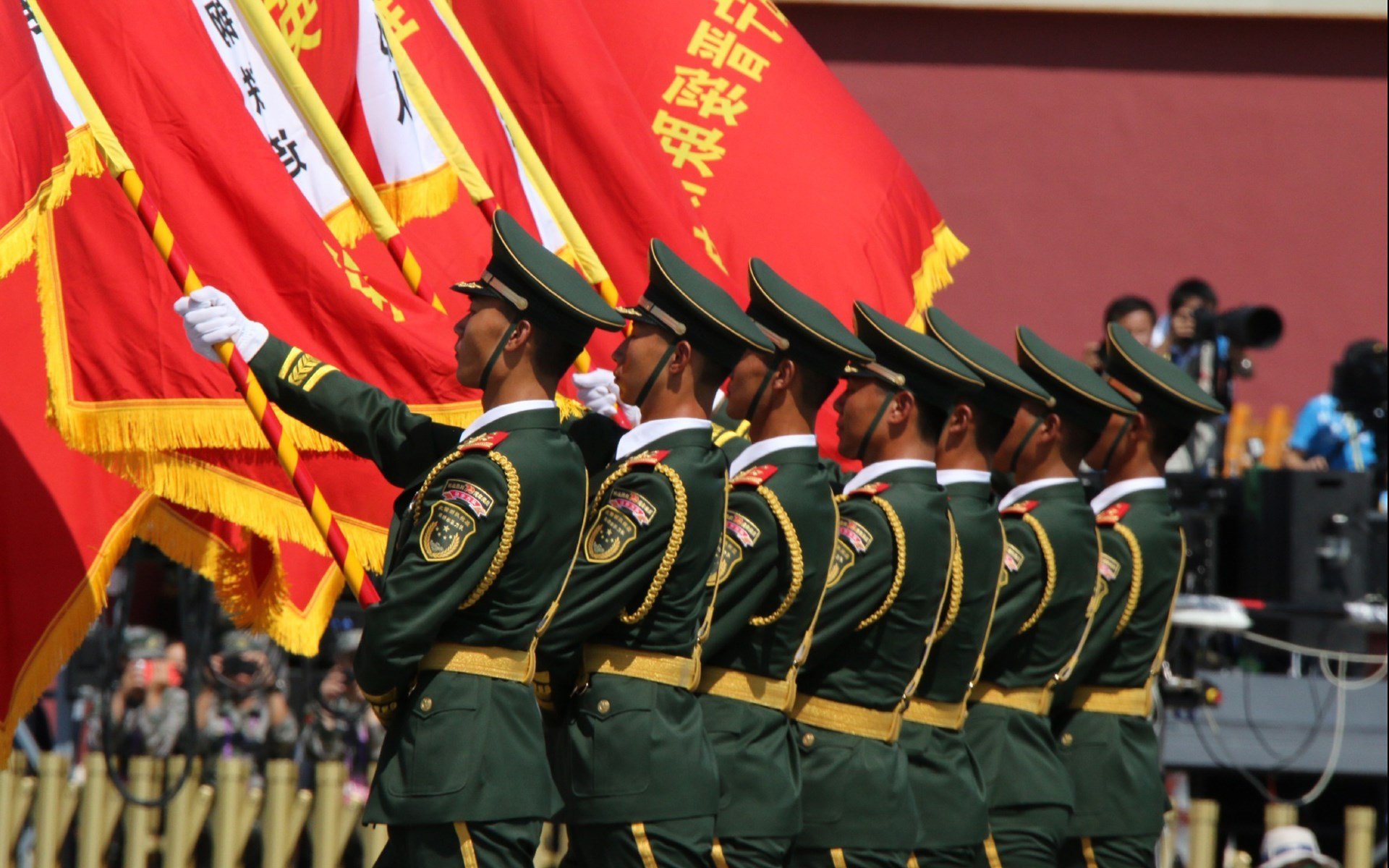 惊艳反转！雷霆爆冷山西队，拉文临危救主成关键先生