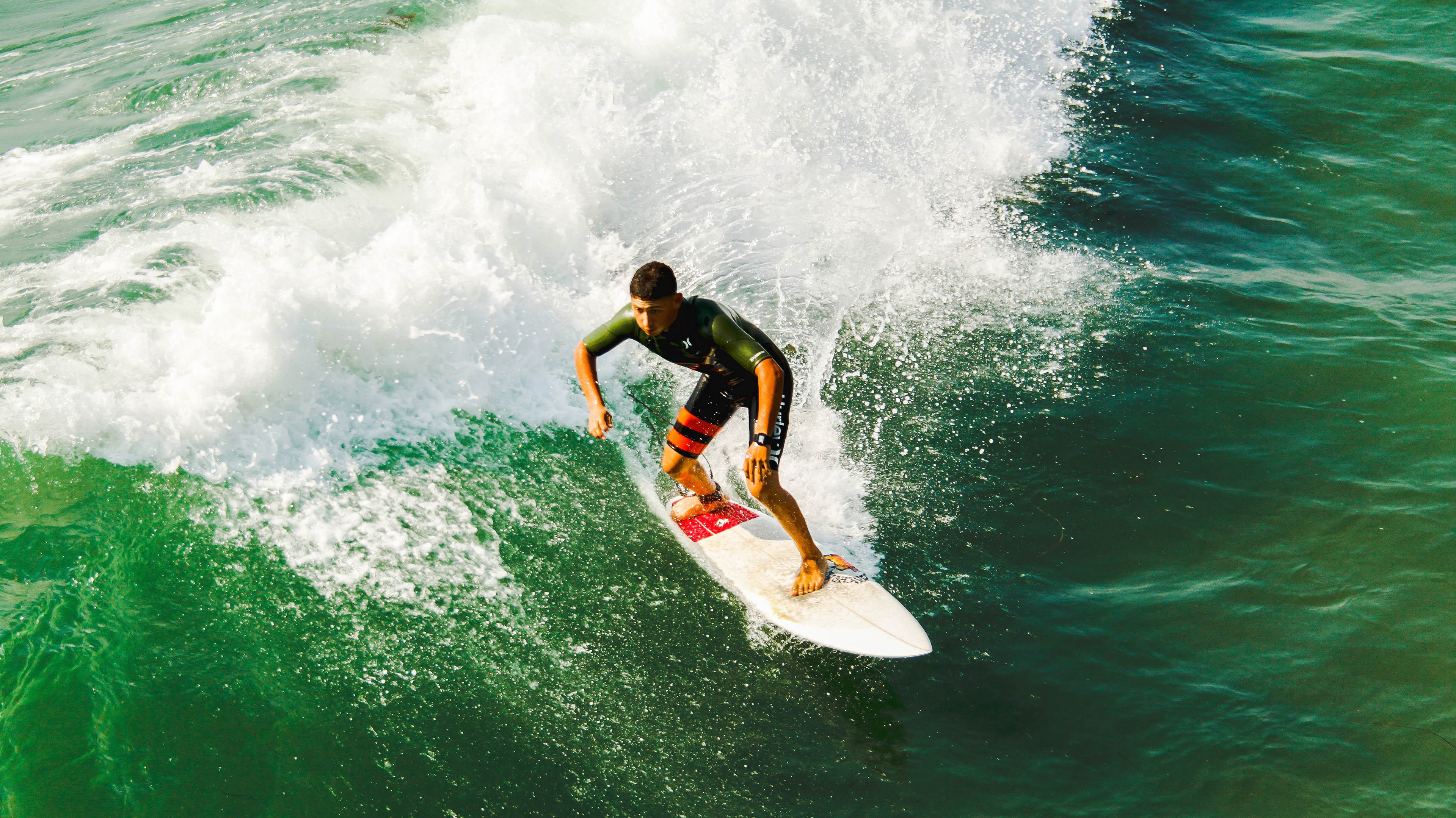 精密的机器与关键齿轮,英格兰封锁塞内加尔,罗德里成为胜负手