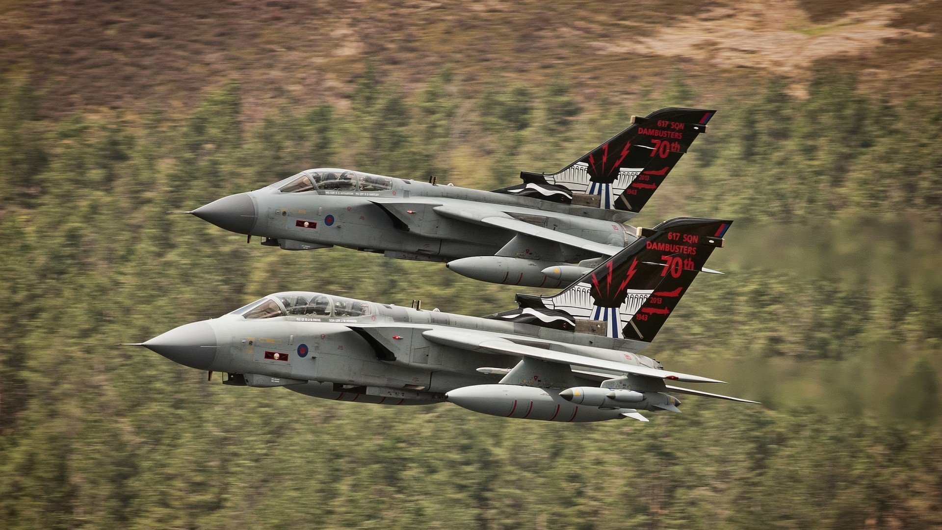 跨越运动的共鸣，当加拿大的冰刃封喉亚特兰大，本泽马的利剑刺穿寂静